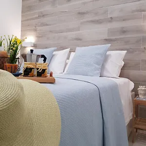 https://martin-holiday-apartments.sicilyhotelsitaly.net